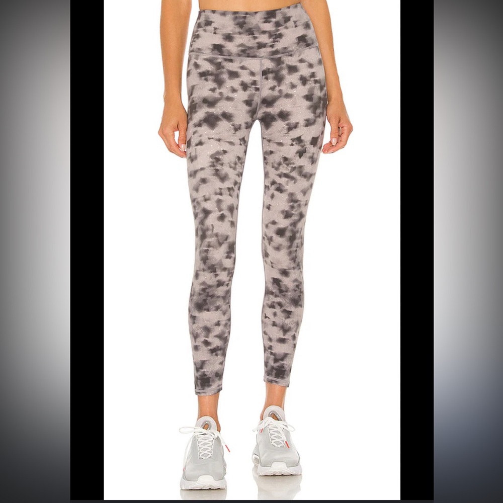 Varley Let’s Go High Rise 25 Leggings in Concrete Leaf Size Medium